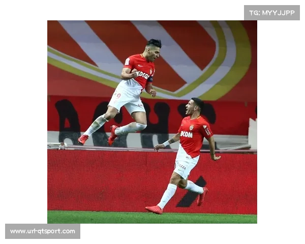 十人摩纳哥1-3里昂，库利巴利红牌成比赛转折点